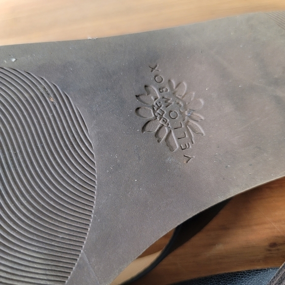 Yellow Box Barann Black Suede and Leather Strap Sandals Size 8 - Picture 13 of 16